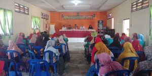 SUKSESKAN PROGRAM BERSINAR, PERANGKAT DESA MOLOMBULAHE LAKUKAN TES URINE