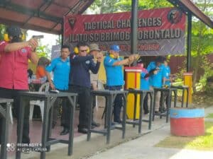 TINGKATKAN KEMAMPUAN MENEMBAK KEPALA BNNK BOALEMO IKUTI LATIHAN BERSAMA