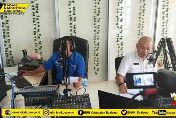 KEPALA BNNK BOALEMO IKUTI DIALOG INTERAKTIF DI GO RADIO