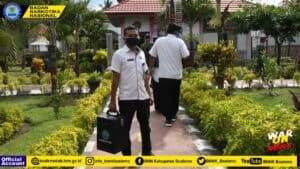 KEPALA BNNK BOALEMO IKUT MELAKSANAKAN RAZIA SERENTAK DALAM RANGKA MEMPERINGATI HARI BHAKTI PEMASYARAKATAN (HBP) KE-57