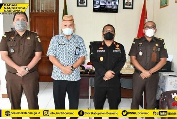 KABAN SILAHTURAHMI KE KEJARI BOALEMO YANG BARU