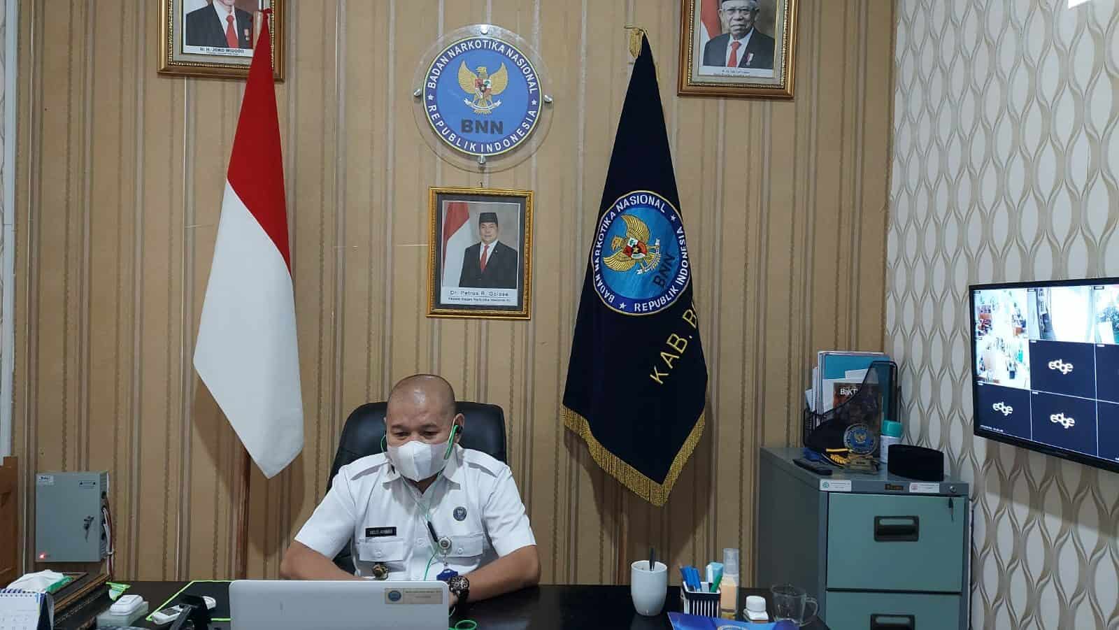 Kepala BNNK Boalemo Mengikuti Kegiatan Rakornas P4GN Secara Virtual Kepala BNNK Boalemo Mengikuti Kegiatan Rakornas P4GN Secara Virtual
