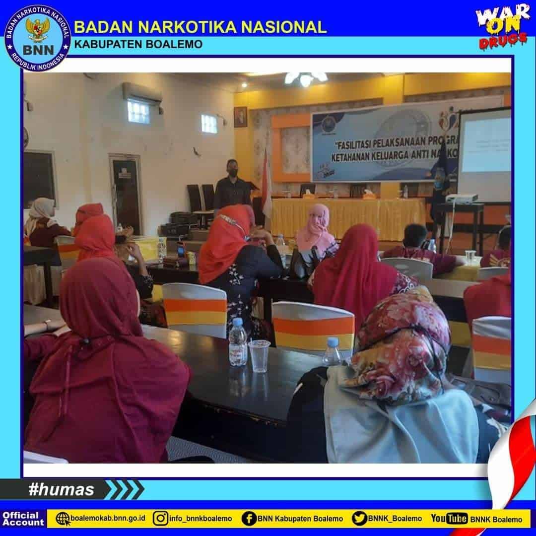 PERTEMUAN KE-3 KETAHANAN KELUARGA, DENGAN MATERI MENGHINDAR PENGARUH TEMAN SEBAYA PERTEMUAN KE-3 KETAHANAN KELUARGA, DENGAN MATERI MENGHINDAR PENGARUH TEMAN SEBAYA
