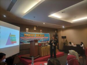 Raker Program Pemberdayaan Masyarakat Anti Narkoba di Lingkungan Pendidikan Provinsi Gorontalo Raker Program Pemberdayaan Masyarakat Anti Narkoba di Lingkungan Pendidikan Provinsi Gorontalo