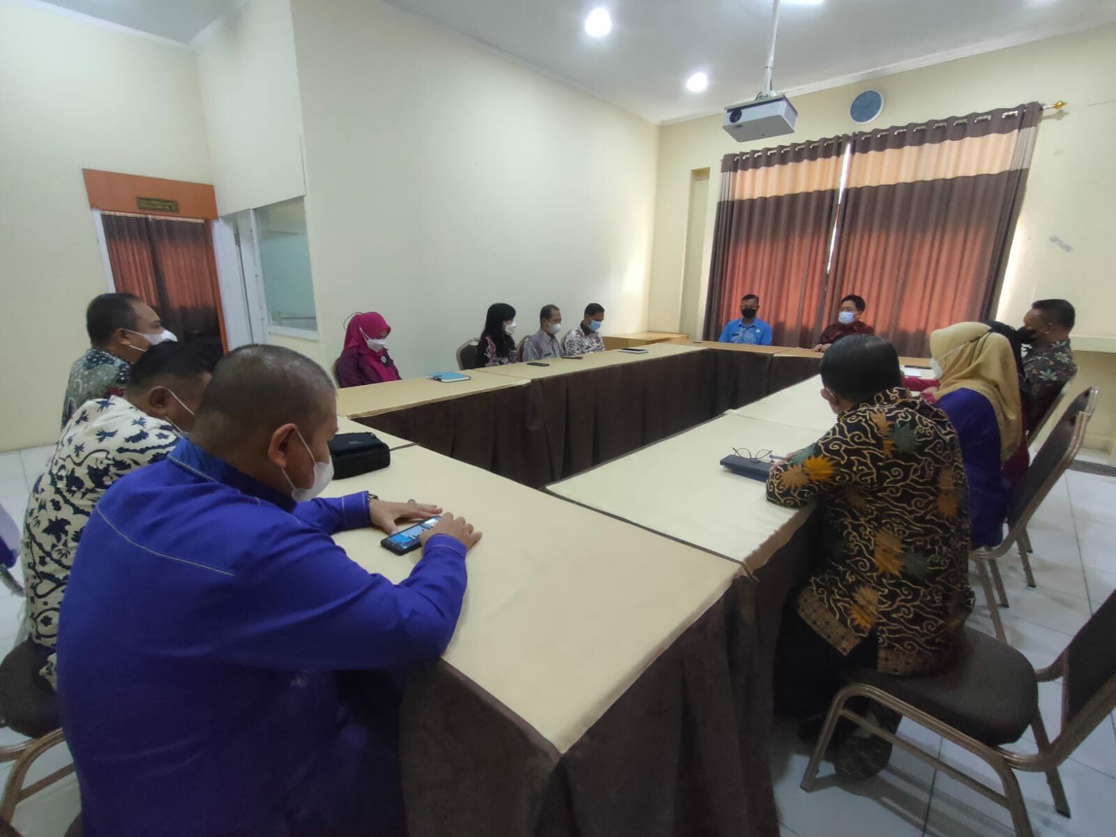 Kurikulum P4GN di Perguruan Tinggi, Dr. Ibrahim Paneo,M.Kes Audiensi Bersama LLDIKTI Wilayah XVI Gorontalo Kurikulum P4GN di Perguruan Tinggi, Dr. Ibrahim Paneo,M.Kes Audiensi Bersama LLDIKTI Wilayah XVI Gorontalo