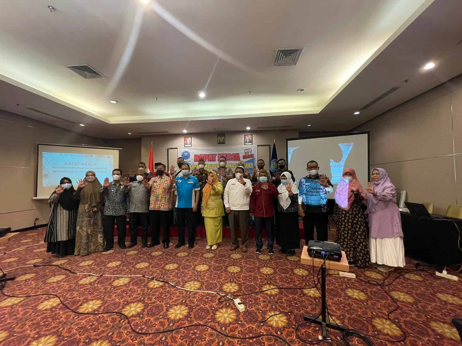 Asisten II Buka Raker Program Pemberdayaan Masyarakat Anti Narkoba Instansi Pemerintah Asisten II Buka Raker Program Pemberdayaan Masyarakat Anti Narkoba Instansi Pemerintah