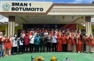 Plh. Kepala BNNK Boalemo Hadiri Kegiatan Anniversary SMAN 1 Botumoito Plh. Kepala BNNK Boalemo Hadiri Kegiatan Anniversary SMAN 1 Botumoito